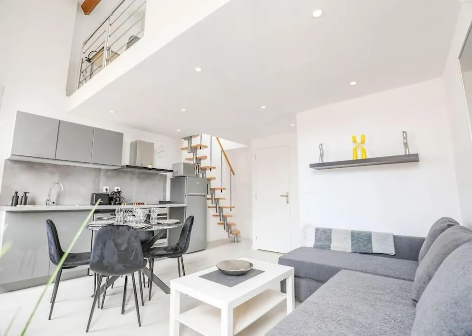 Appartement L'Urbain - Superbe Mezzanine à Marseille 0*,