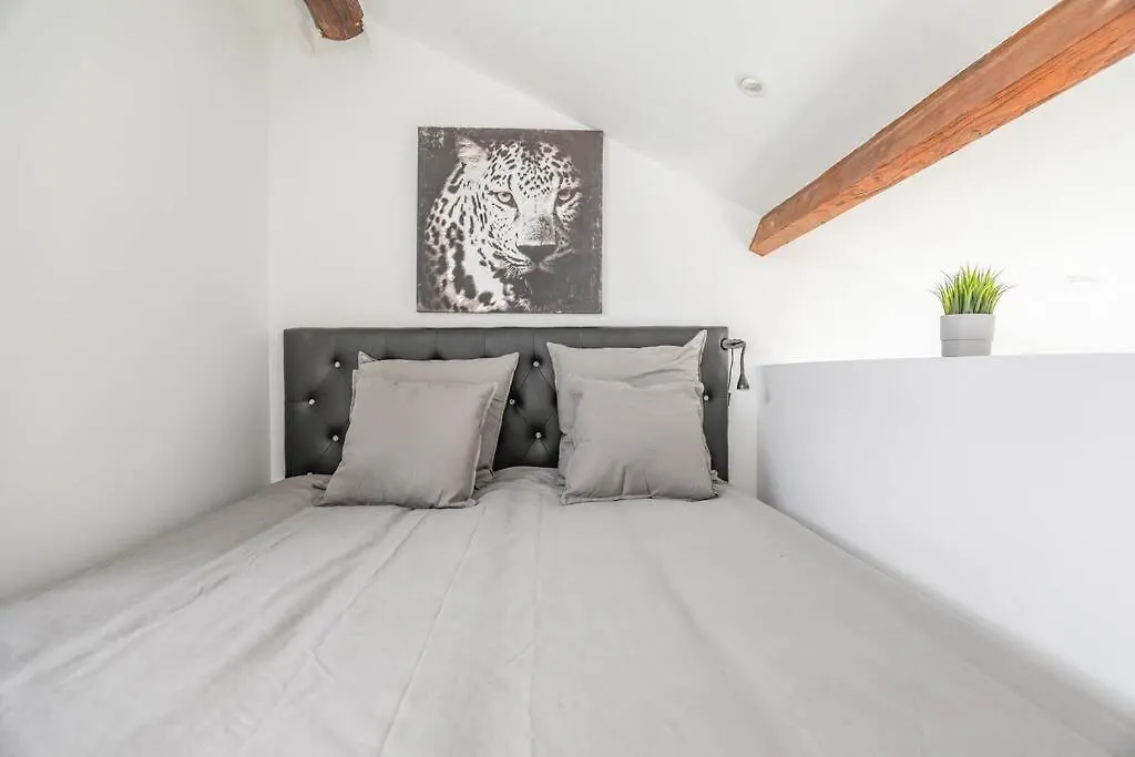 L'Urbain - Superbe Mezzanine Apartment Marseille France